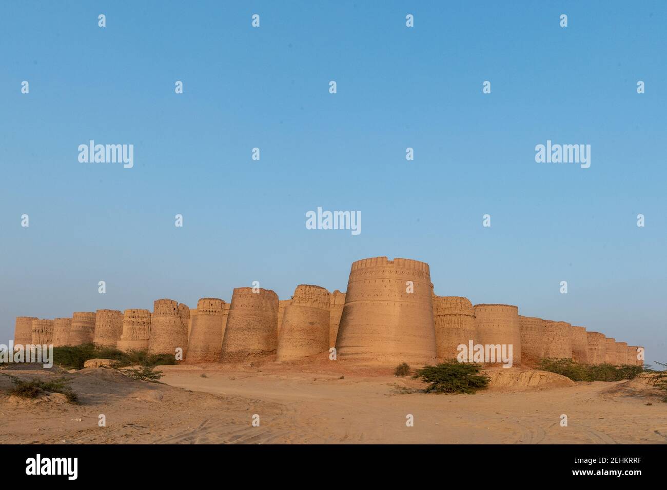 Fort Derawar au coucher du soleil, Yazman Tehsil, Punjab, Pakistan Banque D'Images