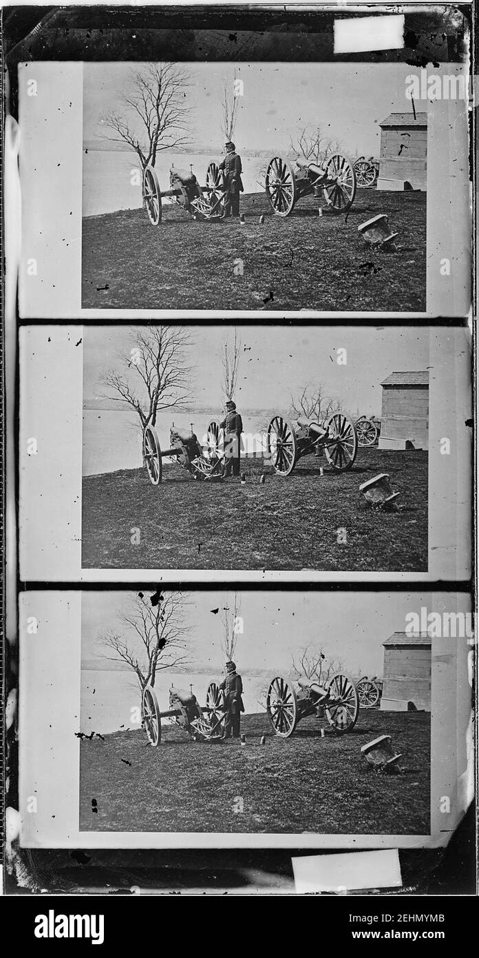 Carte Postale Ancienne - Guerre - Fontainebleau Camp D'Avon - Parc D'artillerie - 1900
