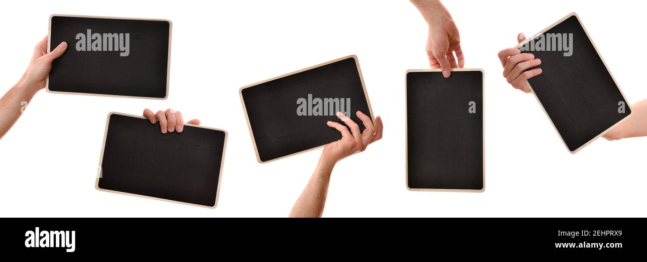 Jeu de cinq mains attrapant un tableau noir dans différentes positions avec arrière-plan blanc isolé Banque D'Images
