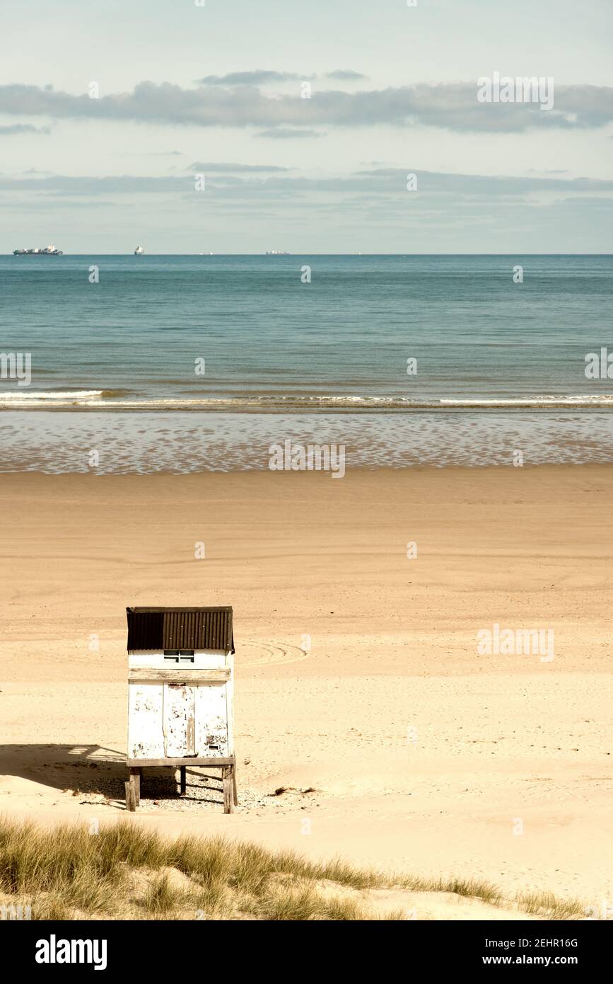 Cabine de plage sur le sable Banque D'Images