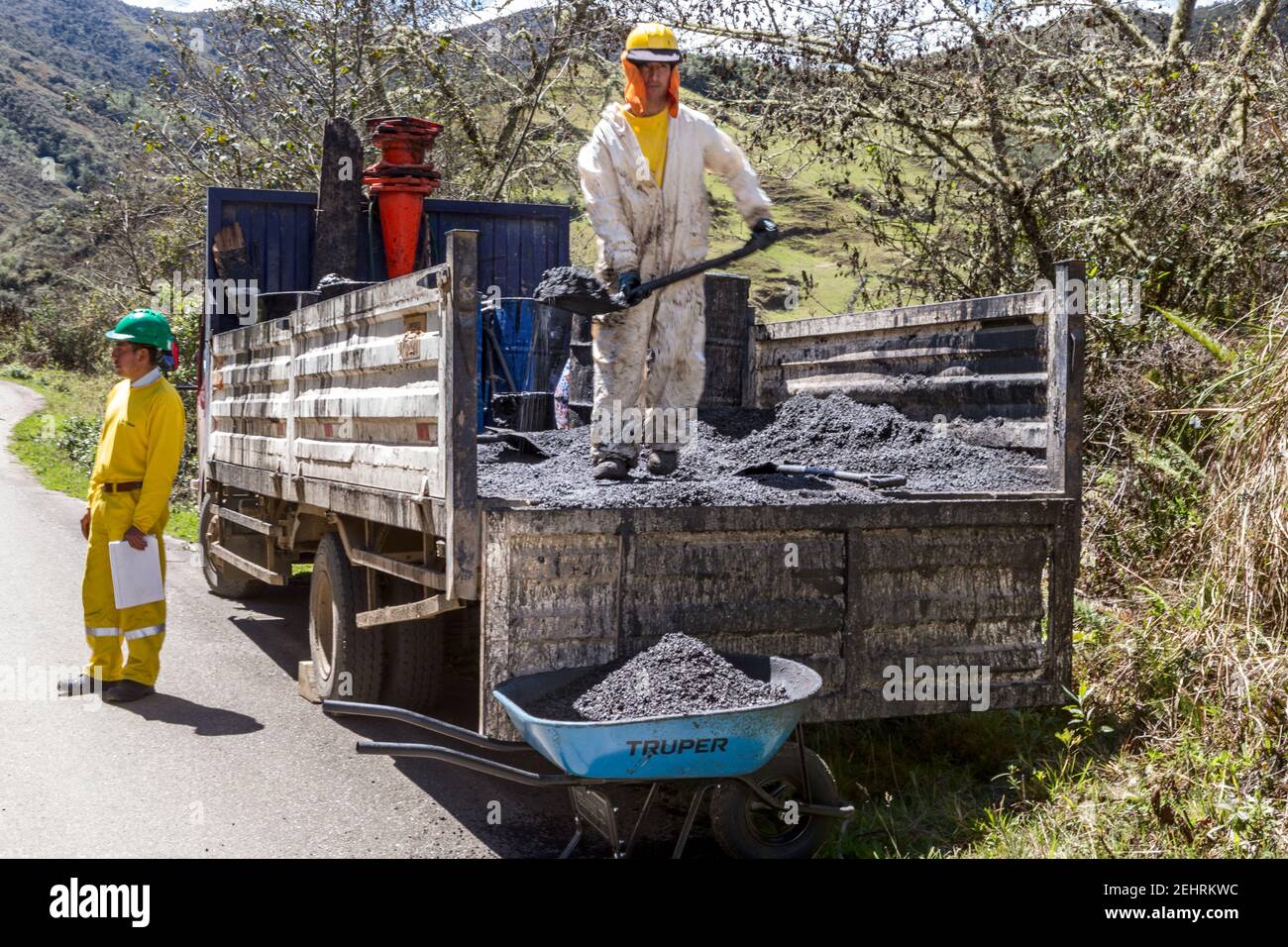 Travaux routiers, route vers Maranon Canyon, au nord du Pérou Banque D'Images