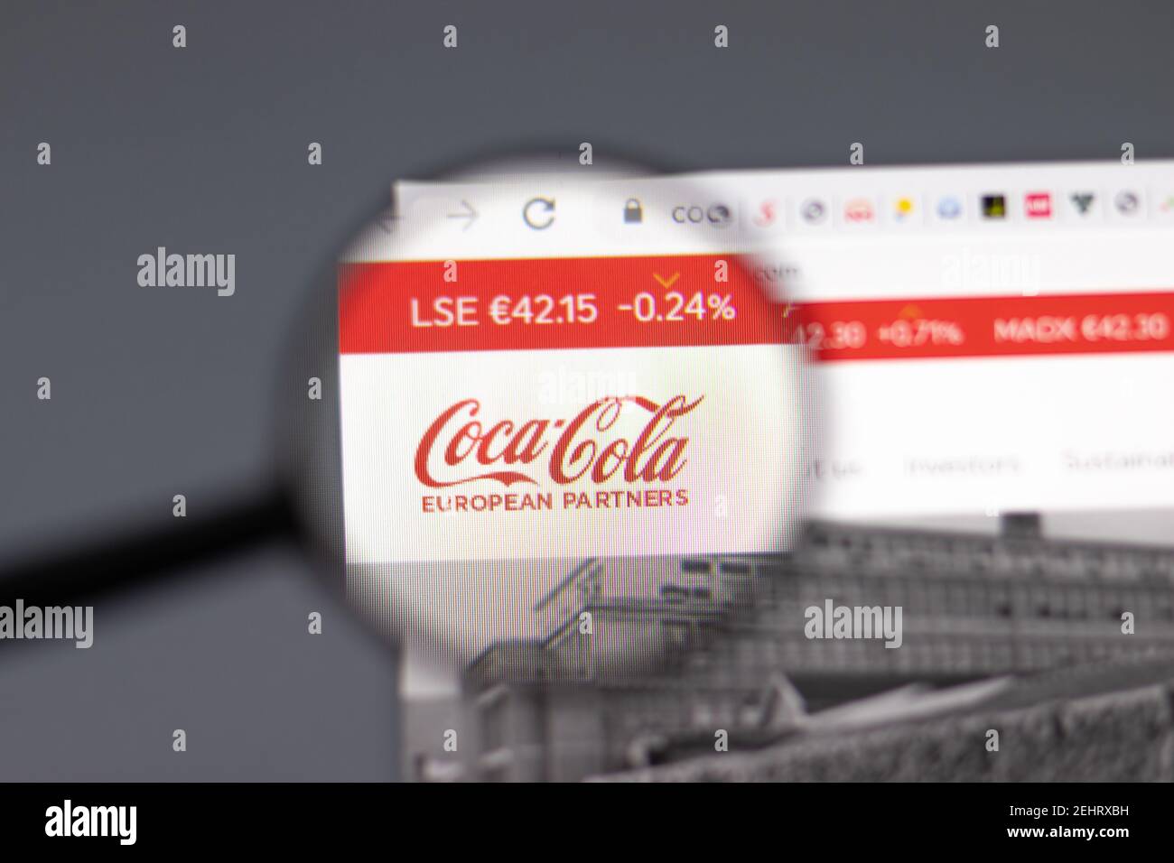 New York, Etats-Unis - 15 février 2021 : site Internet des partenaires européens Coca-Cola en navigateur avec logo de la société, Editorial Banque D'Images