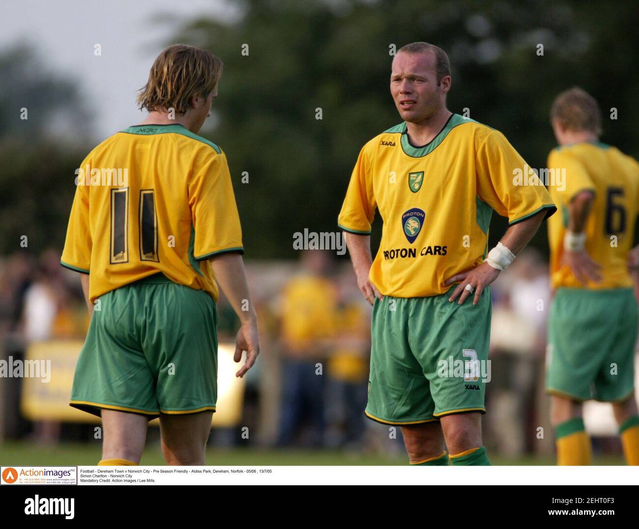 Football - Dereham Town / Norwich City - pré saison amicale - Aldiss Park,  Dereham, Norfolk - 05/06 , 13/7/05 Simon Charlton - Norwich City crédit  obligatoire: Action Images / Lee Mills Photo Stock - Alamy