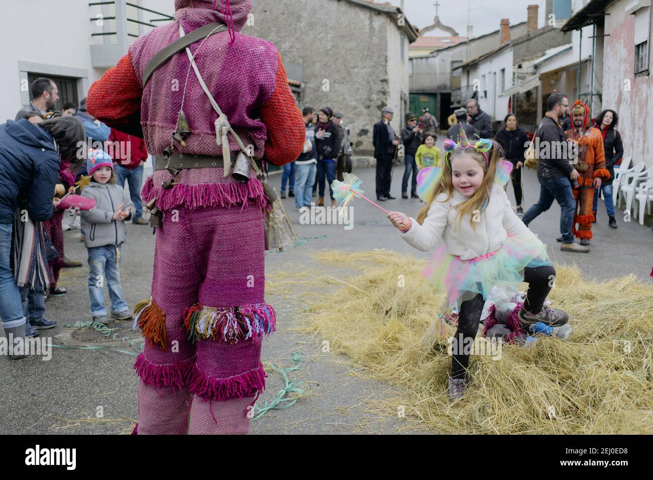 Les festivités de l'Entrudo (ou Shrovetide) à Vila Boa (petit village de la région Portugal de Trás-OS-Montes), une fête traditionnelle du carnaval qui date Banque D'Images