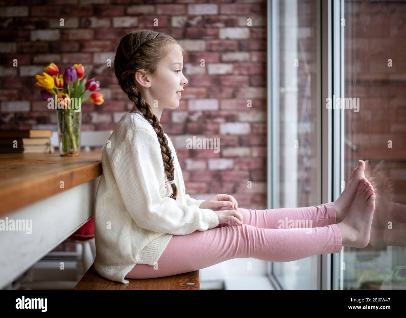 Petite fille pieds Banque de photographies et d’images à haute