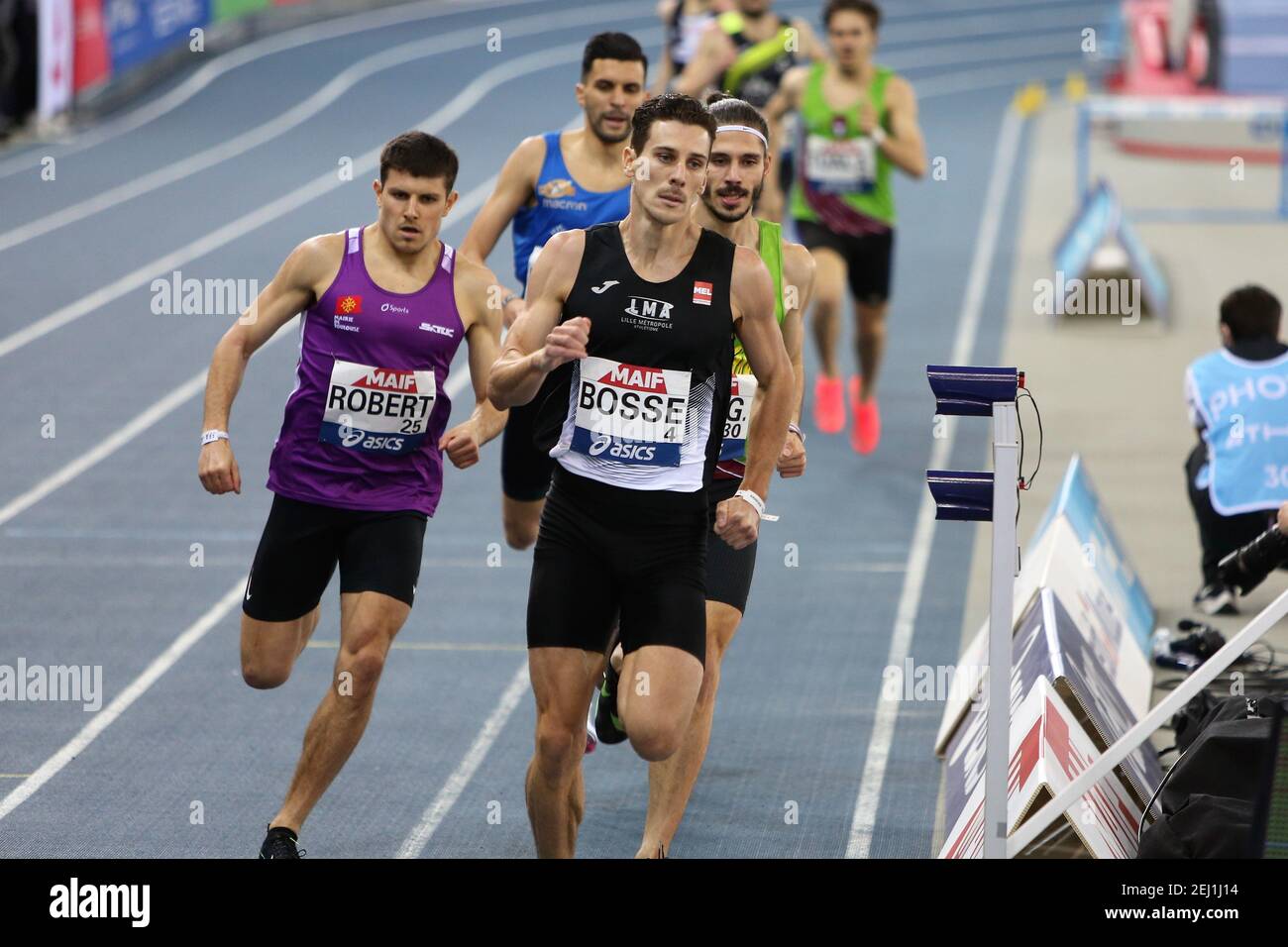 GABRIEL de nous Talence , BOSSE Pierre-Ambroise de Lille Metropole Athletisme et ROBERT Benjamin de sa Toulouse UC puis finale 800 m hommes pendant les Championnats d'athlétisme en intérieur français 2021 le 20 février 2021 au Stade Miramas Metropole à Miramas, France - photo Laurent Lairys / DPPI Banque D'Images