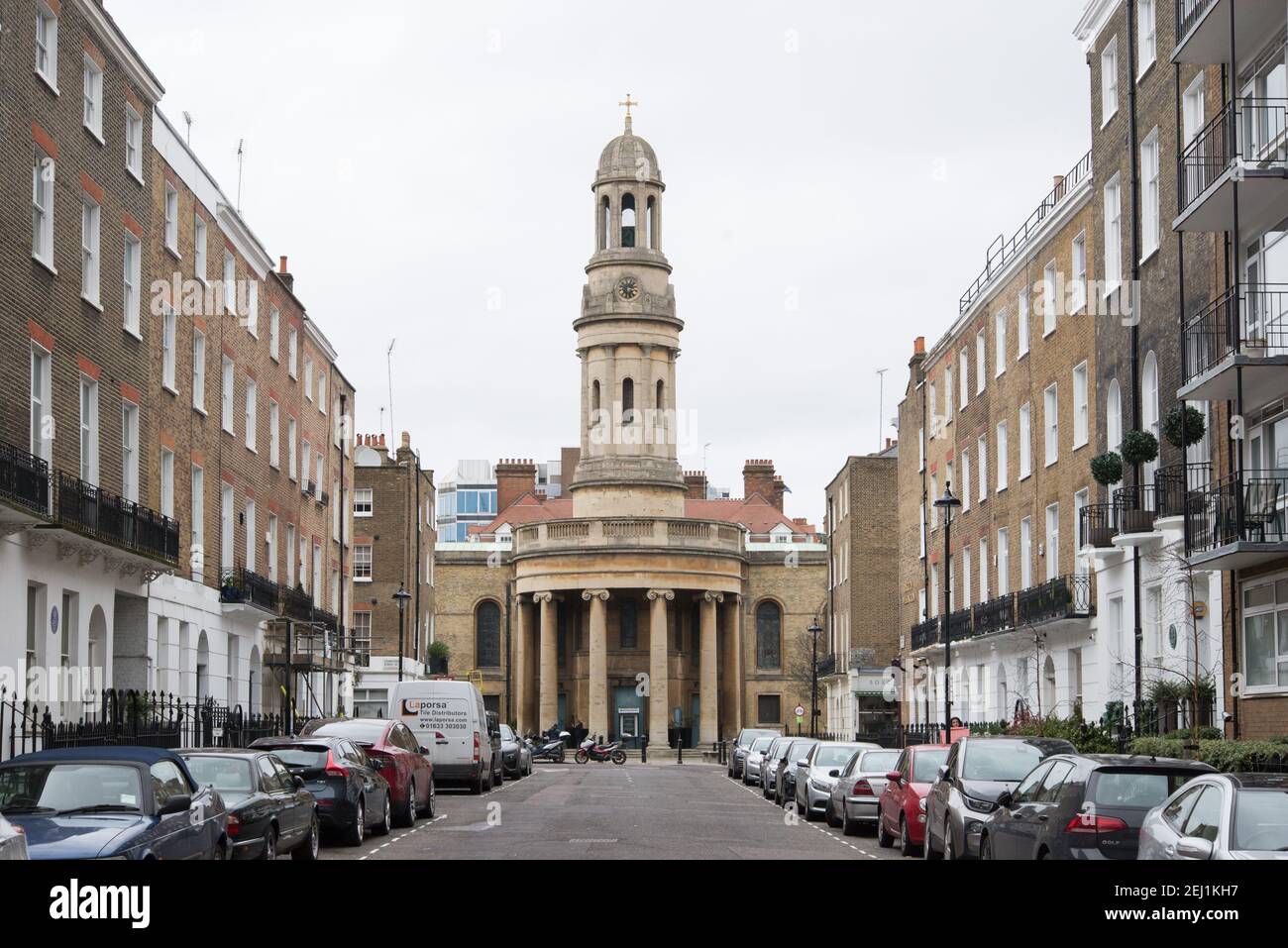 Église de St. Mary Wyndham place, architecture de renouveau grec Banque D'Images