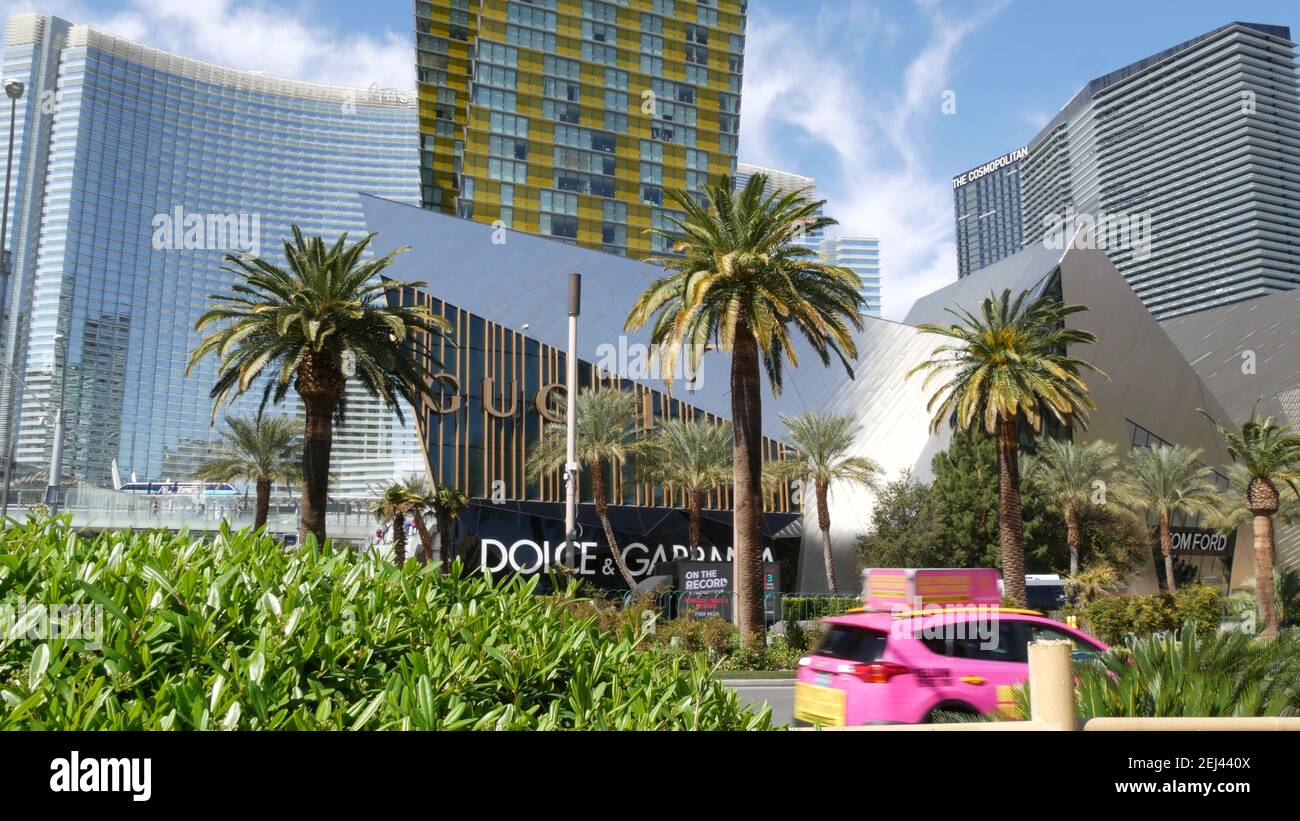 LAS VEGAS, NEVADA USA - 7 MARS 2020 : casinos futuristes CityCenter dans la ville de Sin. Luxe moderne, horizon urbain non incorporé. La métropole contemporaine hig Banque D'Images
