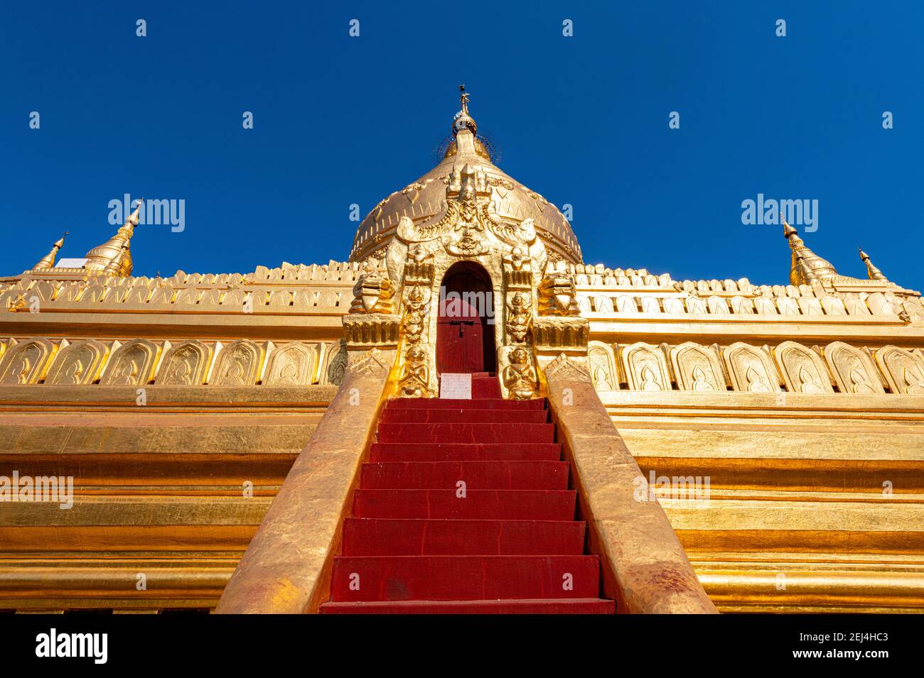 Pagode Golden Shwezigon, Bagan, Myanmar Banque D'Images