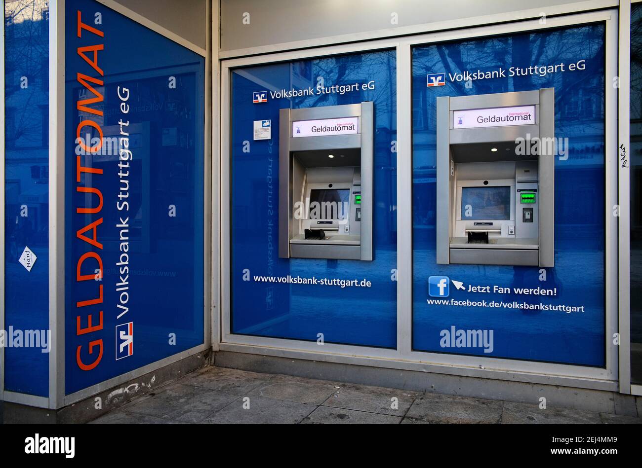 ATM de la Volksbank Stuttgart, Bade-Wurtemberg, Allemagne Banque D'Images