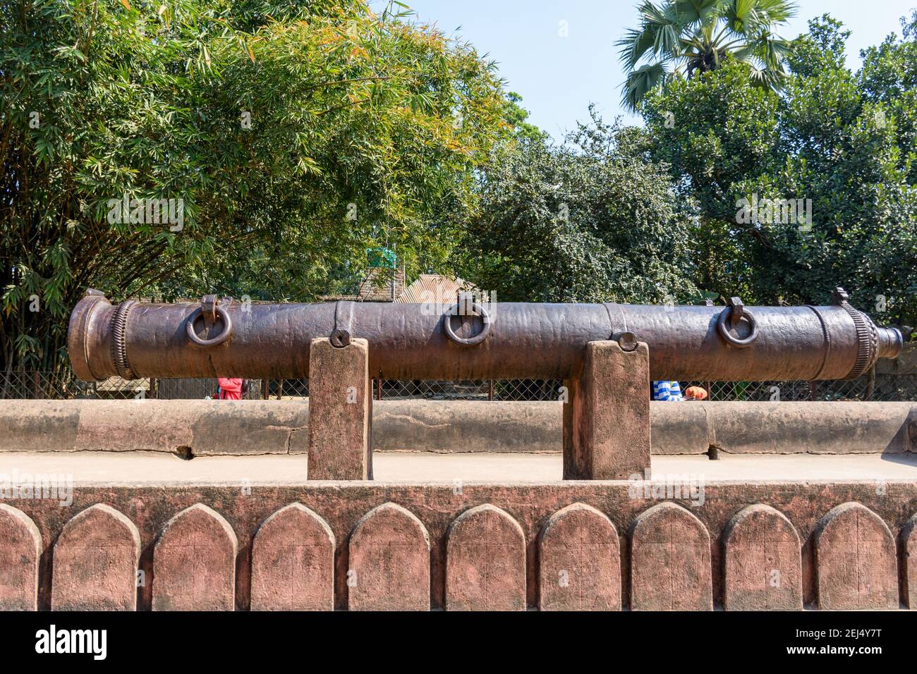 Photo de Jahan Kosha Cannon, également connu sous le nom de Grand canon, a été construit par l'artisan Janardan Karmakar. Banque D'Images