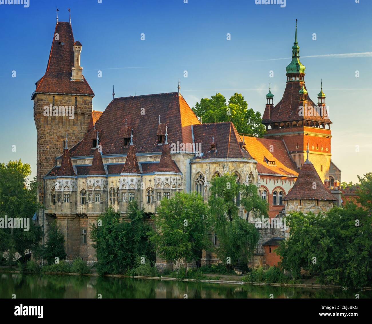 Château Vajdahunyad à Budapest Hongrie Banque D'Images