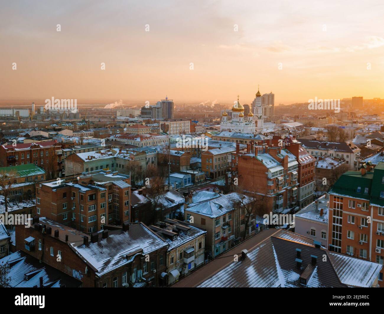 Vue aérienne du centre-ville historique de Rostov-sur-le-Don. Banque D'Images