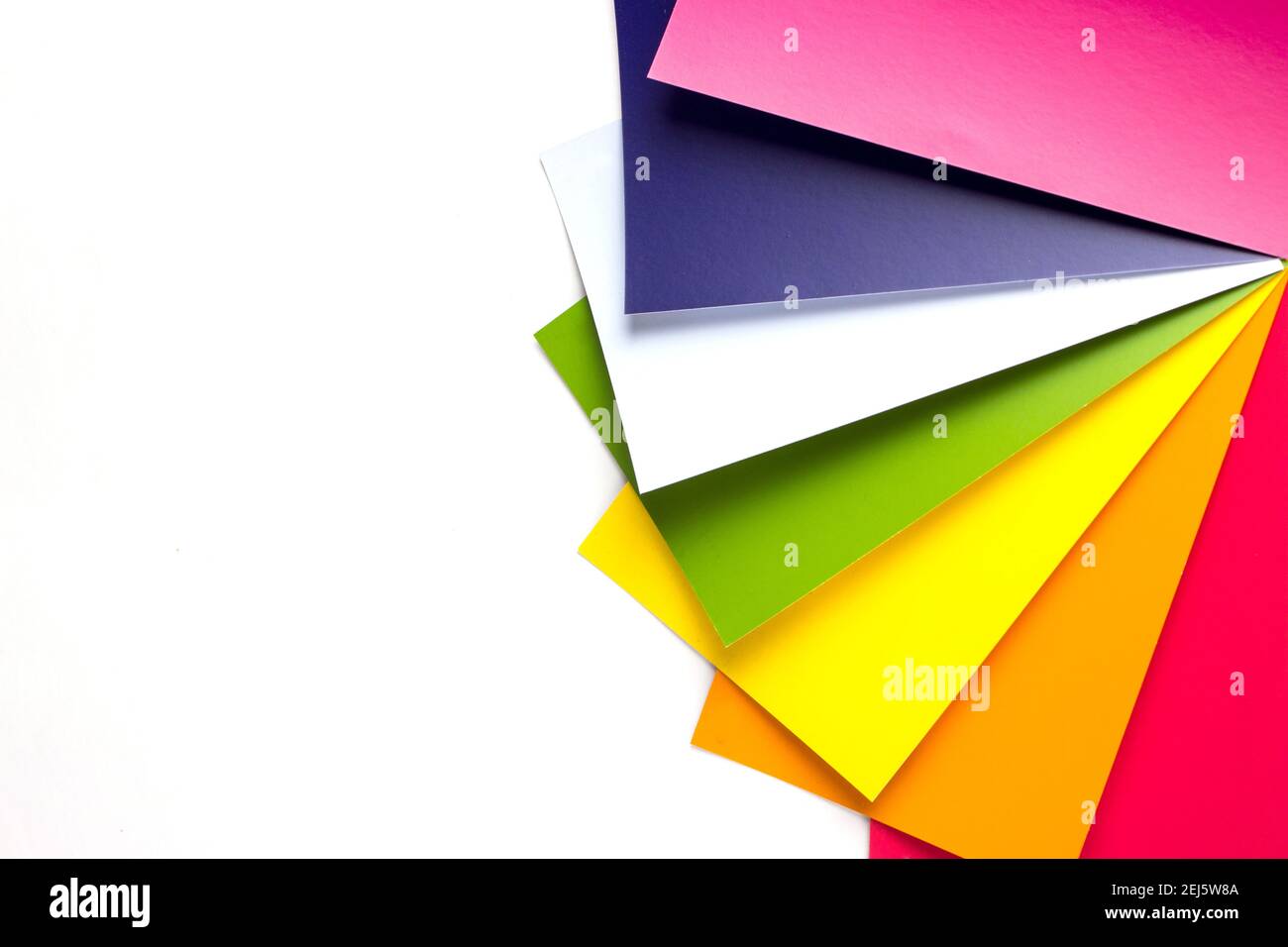 Livre de nuances de couleurs. Guide des couleurs pour la conception. RVB. CMJN. Exemple de catalogue de couleurs Banque D'Images