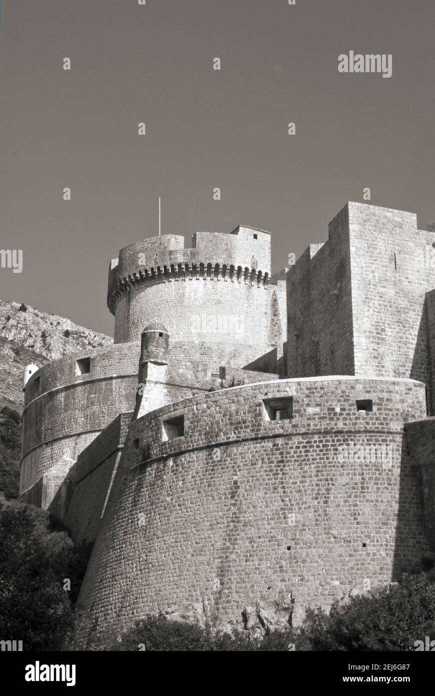 Forteresse et murs de la vieille ville de Dubrovnik, Croatie Banque D'Images