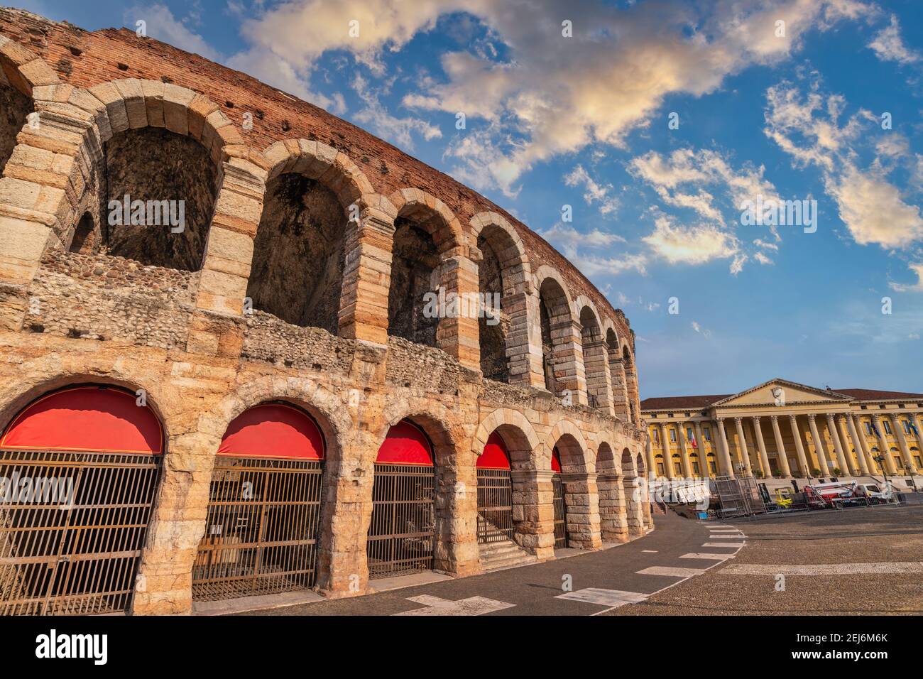 Vérone Italie, vue d'ensemble de la ville à l'Arena de Vérone (Colisée) Banque D'Images