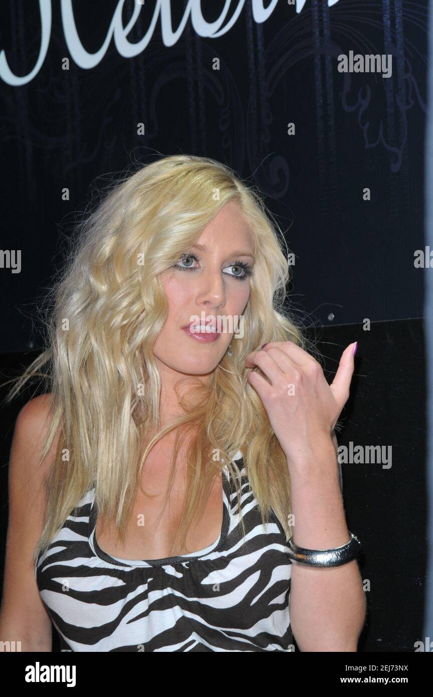 HEIDI MONTAG au Heidiwood for Anchor Blue Fashion Show par Heidi Montag au Hollywood and Highland Center à Los Angeles, 04,11, 2008 Banque D'Images HEIDI MONTAG au Heidiwood for Anchor Blue Fashion Show par Heidi Montag au Hollywood and Highland Center à Los Angeles, 04,11, 2008 Banque D'Images