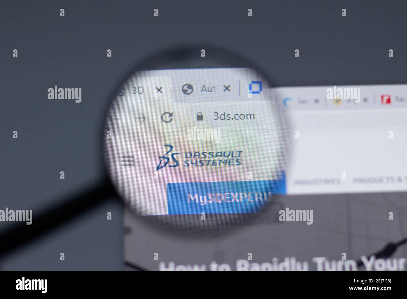New York, Etats-Unis - 17 février 2021 : logo 3ds Dassault systèmes gros plan sur la page du site Web, Editorial Banque D'Images