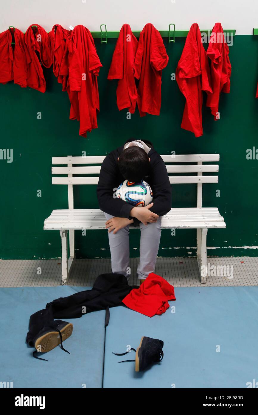 Victime d'abus dans une salle de sport d'école Banque D'Images