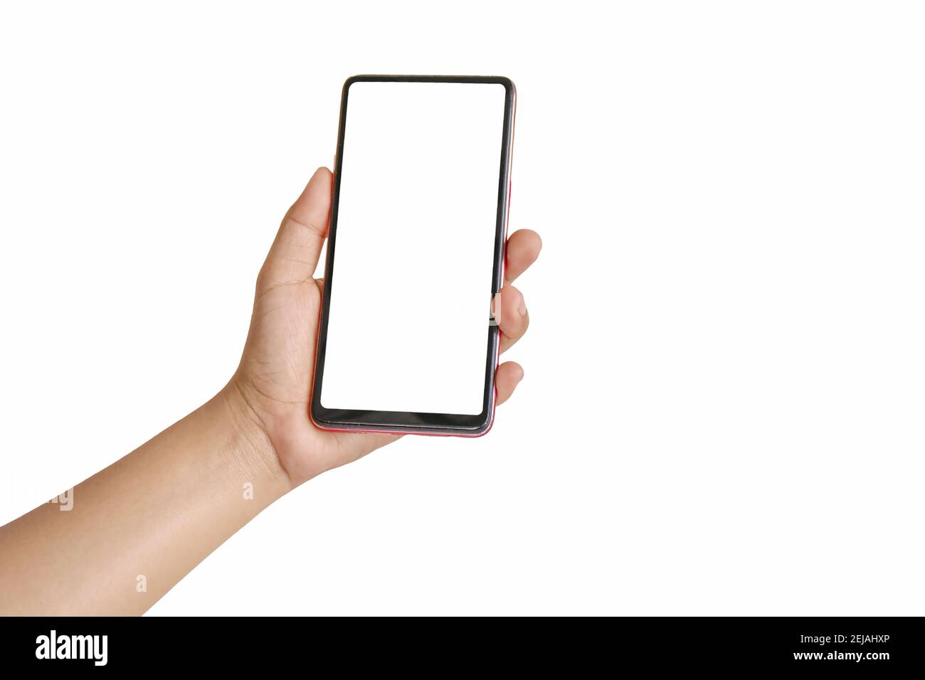 La main tient l'écran blanc, le téléphone portable est isolé sur un fond blanc. Banque D'Images