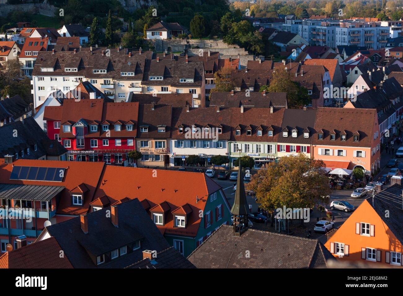 Vue imprenable sur la ville, Breisach, Forêt-Noire, Bade-Wurtemberg, Allemagne Banque D'Images