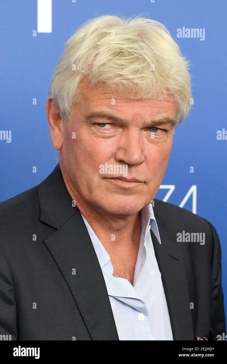 Christopher Doyle assiste au photocall pour Human Flow lors du 74e Festival du film de Venise à Venise. © Paul Treadway Banque D'Images