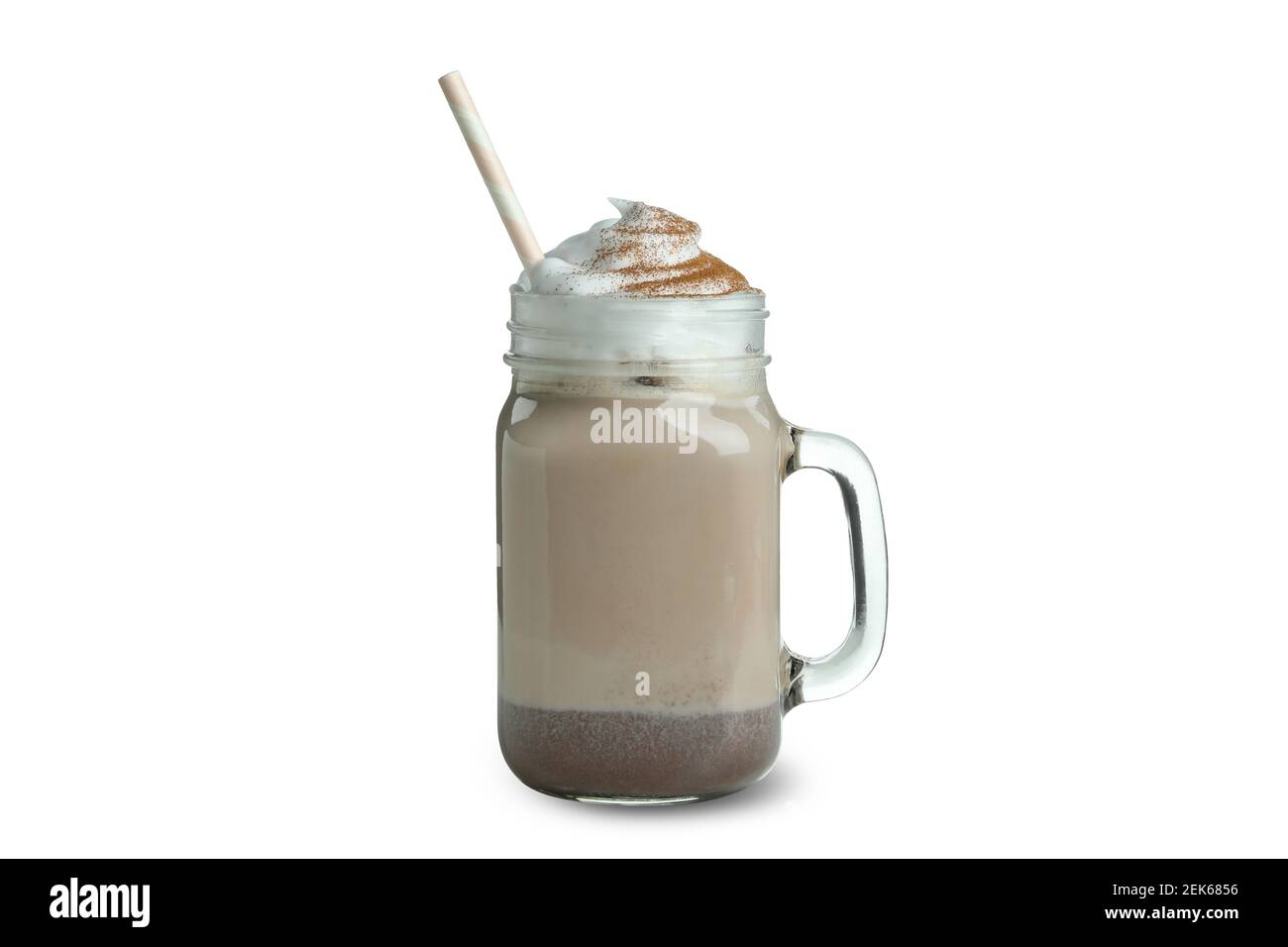 Verre de milkshake au chocolat avec paille isolée sur fond blanc Photo  Stock - Alamy