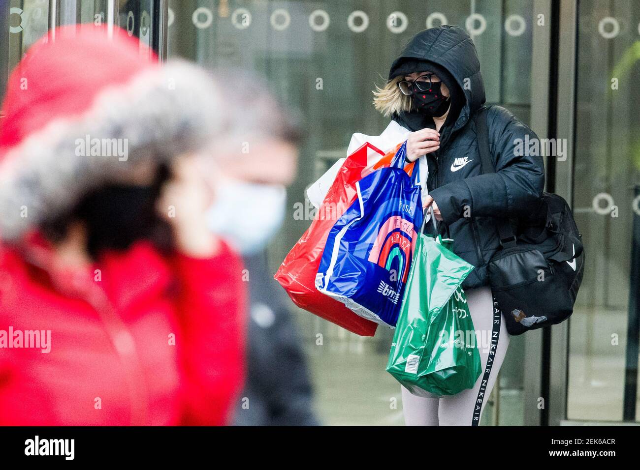 La boutique publique du « centre » de Livingston, West Lothian, avant un confinement de niveau 4, est introduite aujourd'hui (20 novembre) à 18:00, en raison de la montée des cas de covid-19. Crédit: Euan Cherry Banque D'Images
