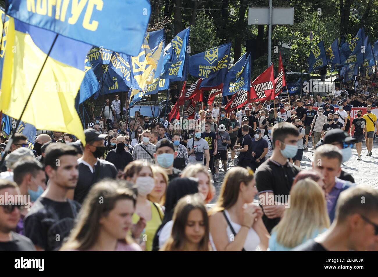 T-shirt Unisexe Organisation Des Nationalistes Ukrainiens - Marque Gildan, Coton, Taille Régulière, Neuf Avec étiquette