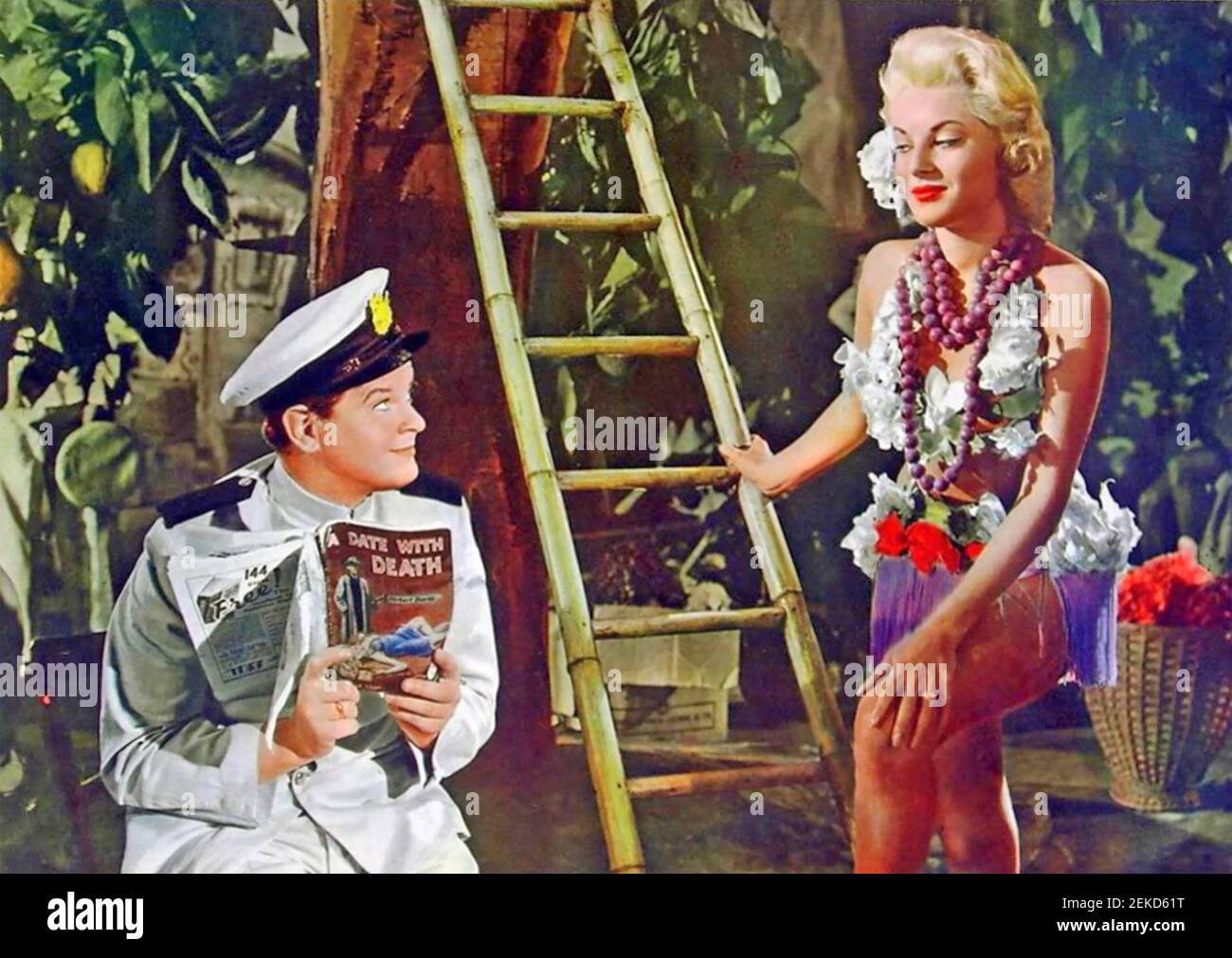 QUI L'A FAIT ? 1956 production des distributeurs de films J.Arthur Rank avec Belinda Lee et Benny Hill Banque D'Images