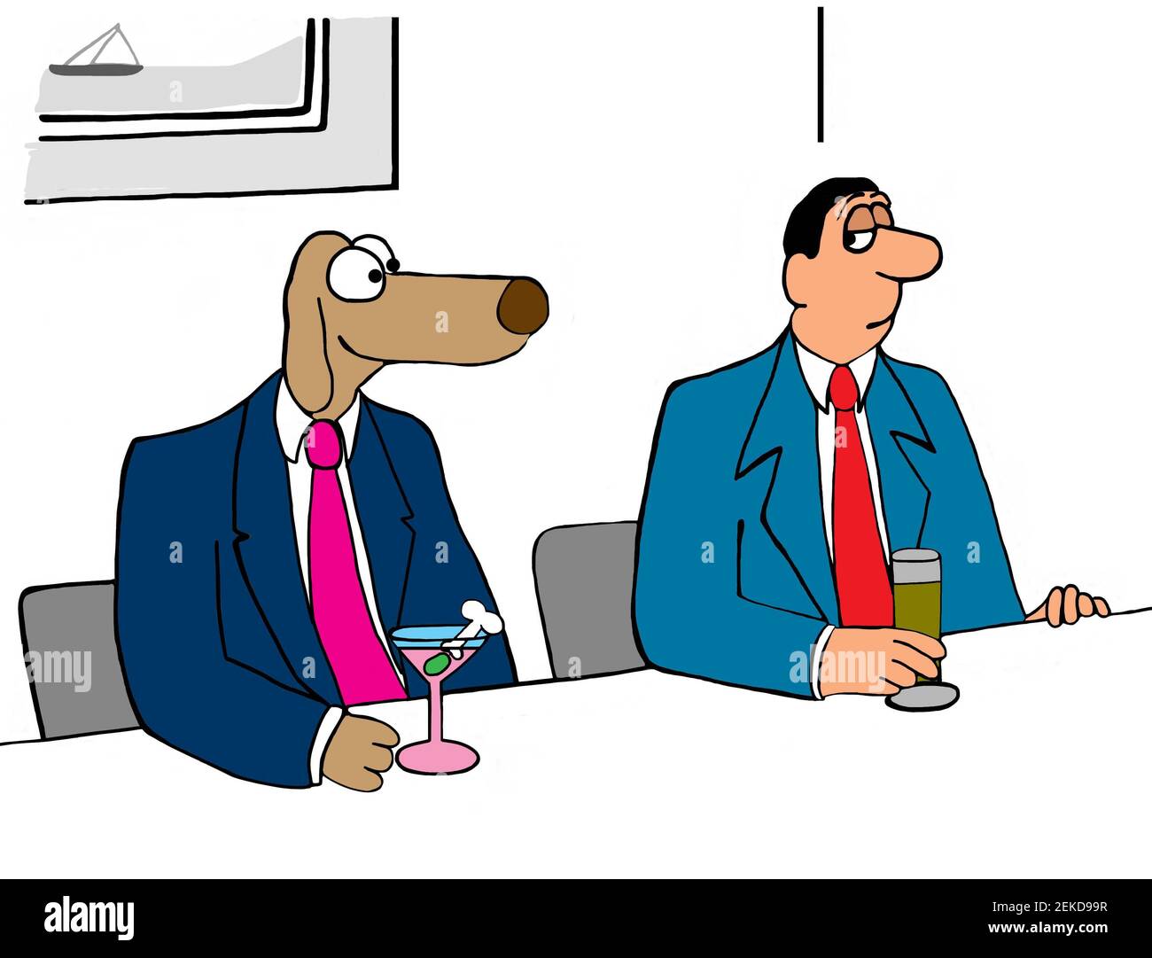 L'homme d'affaires de chien sourit à la fin d'une longue journée de travail avec son os martini. Banque D'Images