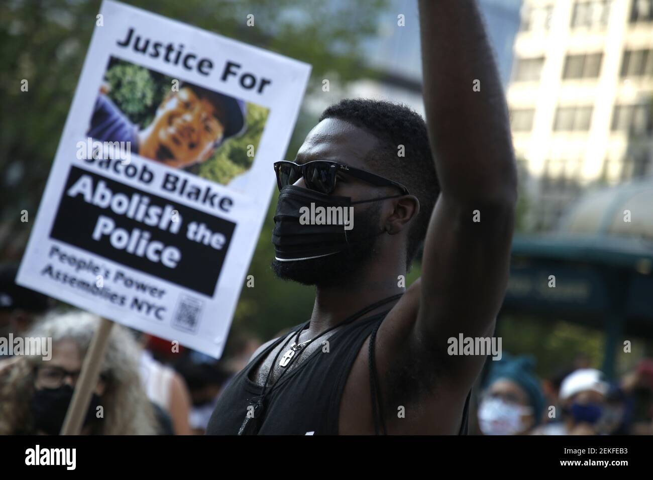 Des manifestants à Union Square ont des signes pour protester contre la fusillade de Jacob Blake par un policier de Kenosha Wisconsin, le 25 août 2020 à New York, NY. Blake, qui, apparemment, a eu des difficultés avec des policiers, a été abattu plusieurs fois à proximité dans le dos. L'incident a été enregistré par un civil sur vidéo. ( photo de John Lamparski/SIPA USA) Banque D'Images