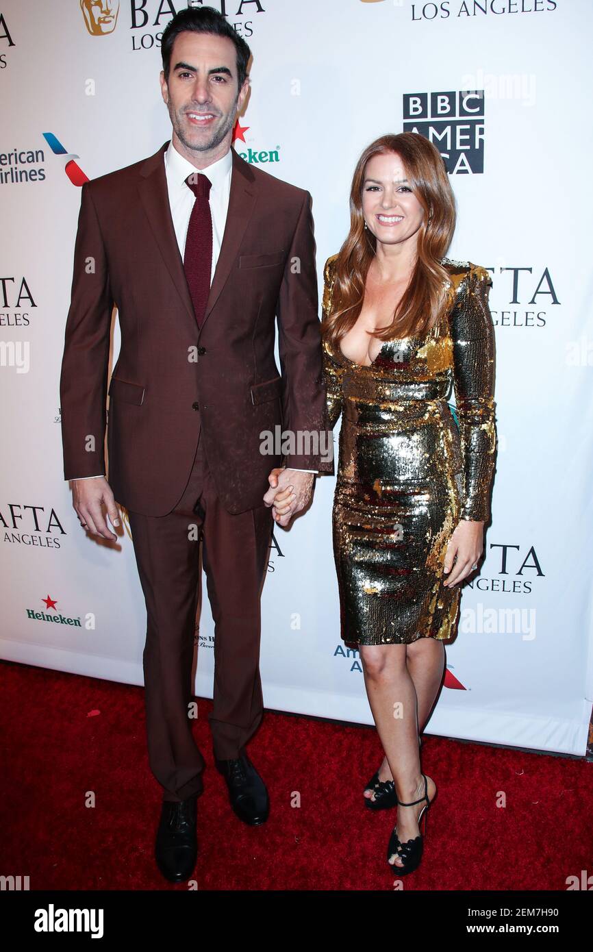 BEVERLY HILLS, LOS ANGELES, CA, ÉTATS-UNIS - JANVIER 05 : L'acteur Sacha Baron Cohen et l'épouse/actrice Isla Fisher arrivent à la BAFTA (British Academy of film and Television Arts) Los Angeles Tea Party 2019 qui s'est tenue au four Seasons Hotel Los Angeles à Beverly Hills le 5 janvier 2019 à Beverly Hills, Los Angeles, Californie, États-Unis. (Photo de Xavier Collin/image Press Agency/Sipa USA) Banque D'Images