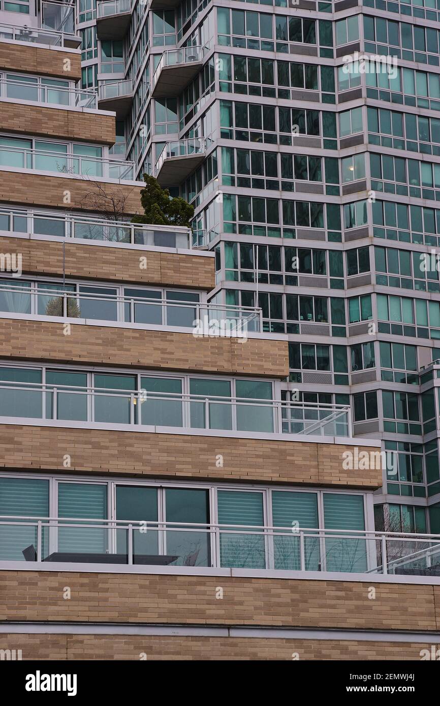 Terrasses au View luxueux condominium dans long Island Front de mer de la ville Banque D'Images