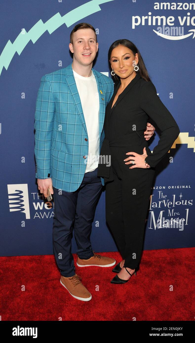 De gauche à droite : Chris Cirillo et Nicole Pelletiere d'ABC Good Morning  America assistent aux 23e Prix Webby annuels à Cipriani Wall Street à New  York, NY, le 13 mai 2019. (