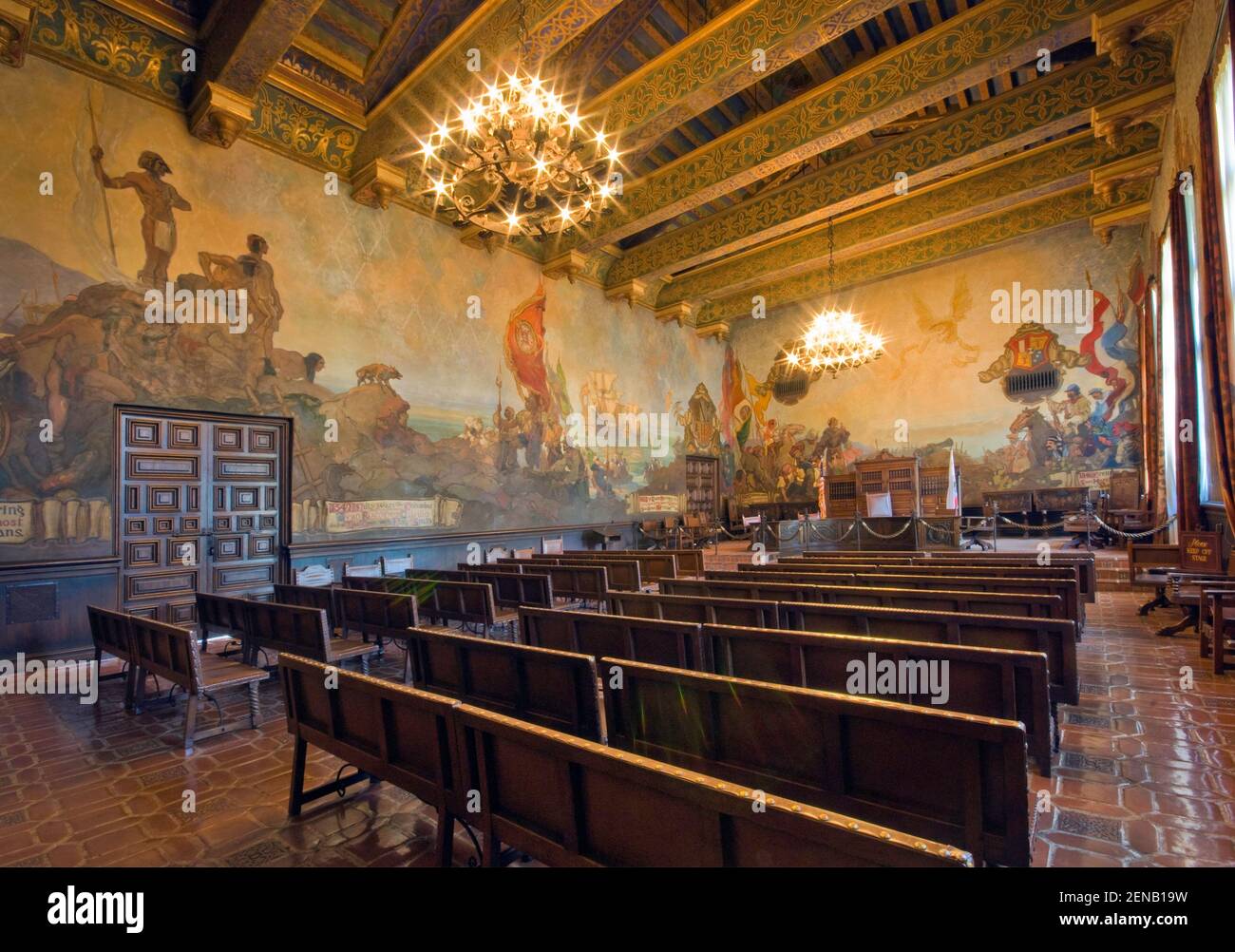 Fresque d'Ivan Rodriguez Cabrillo arrivée à Las Canoas en 1542, Canalino Indians, à la salle murale, County Courthouse, Santa Barbara, Californie, États-Unis Banque D'Images