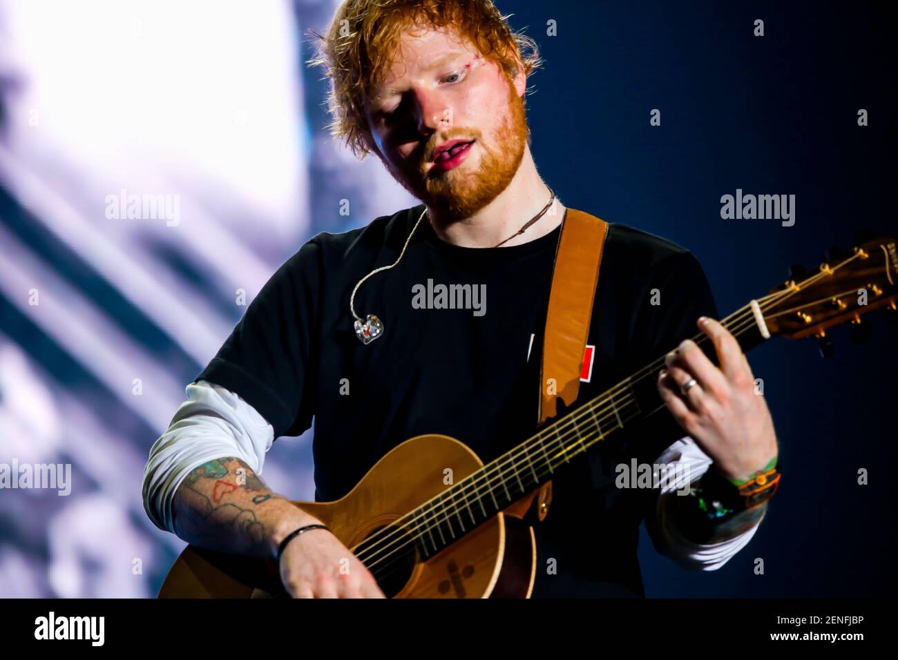 Edward Christopher Sheeran, chanteur anglais, auteur-compositeur, guitariste, producteur de disques, Et acteur, se produit pendant la première journée du Festival Sziget à Budapest, Hongrie, le 7 août 2019. Son concert est le plus grand vendu dans toute l'histoire de ce festival. (Photo de Luigi Rizzo/Pacific Press/Sipa USA) Banque D'Images