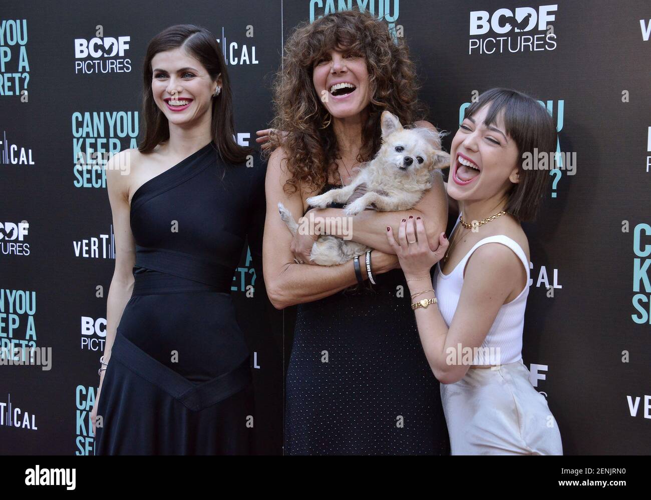 (G-D) Alexandra Daddario, directrice Elise Duran et Kate Easton au