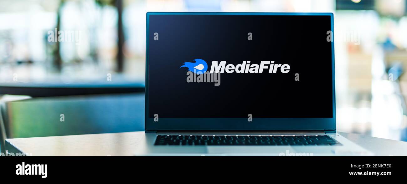 POZNAN, POL - 6 JANVIER 2021 : ordinateur portable affichant le logo de MediaFire, un service d'hébergement de fichiers, de synchronisation de fichiers et de stockage dans le cloud basé à Shen Banque D'Images