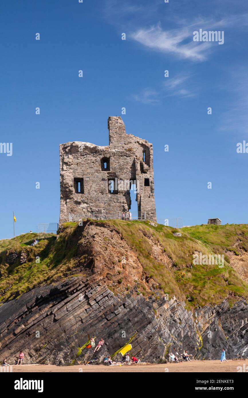 Château de Ballybunion, comté de Kerry sur la côte irlandaise Banque D'Images