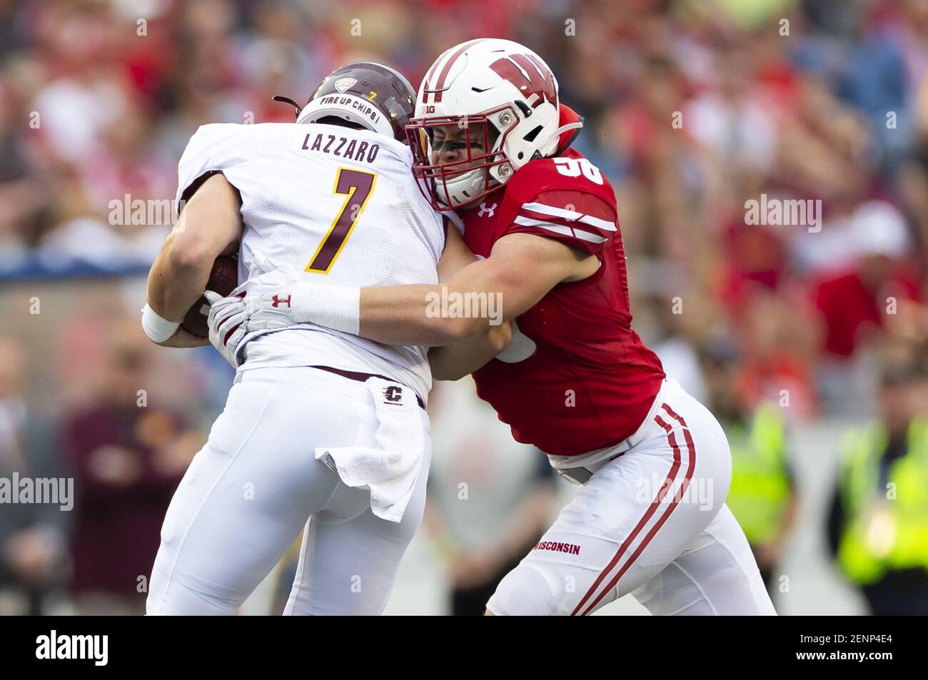 7 septembre 2019 Wisconsin Badgers linebacker Mike Maskalunas 58 sacs