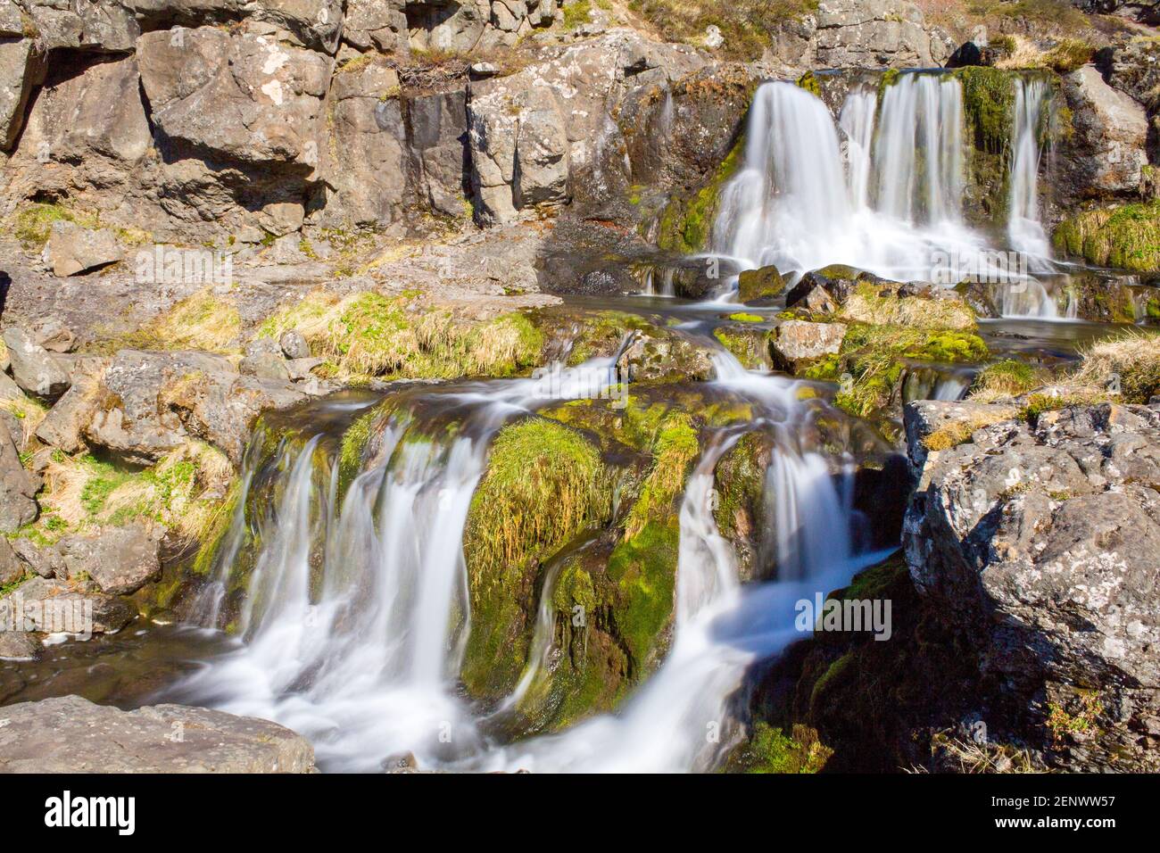 Magnifique ruisseau de la cascade de Dynjandi dans les Westfjords, Islande Banque D'Images
