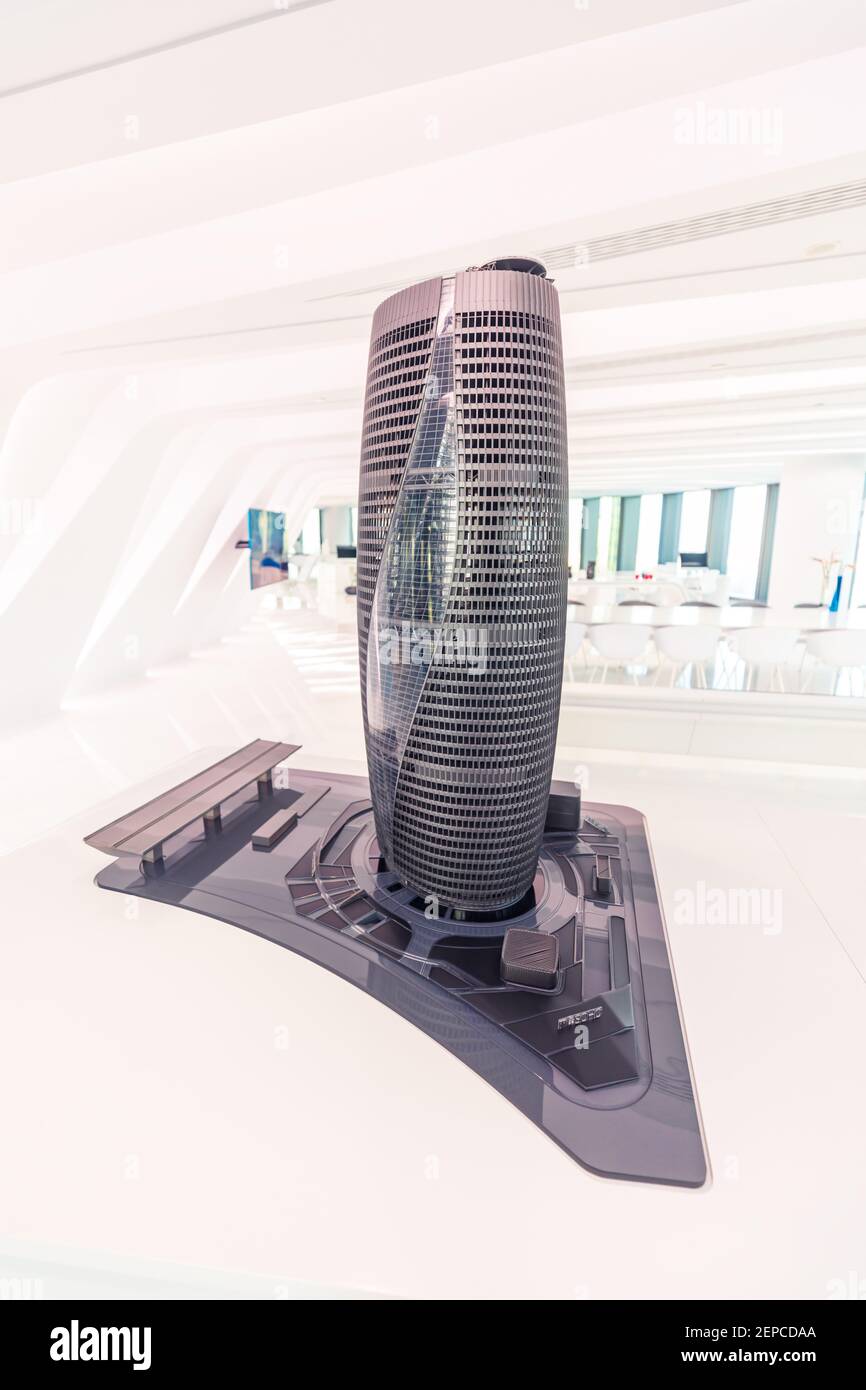 Vue intérieure du laboratoire 5G au 31e étage de Leeza SOHO, récemment ouvert à Beijing, Chine, 2 décembre 2019. Le laboratoire 5G est situé au 31e étage de Leeza SOHO, un gratte-ciel conçu par Laha Hadid et situé dans le quartier financier Lize Business District. Le laboratoire offre une expérience de 5G, y compris un bâtiment intelligent, un service médical à distance, etc. Que les citoyens peuvent visiter par le biais de l'application en ligne à http://5glab.sohochina.com. Banque D'Images