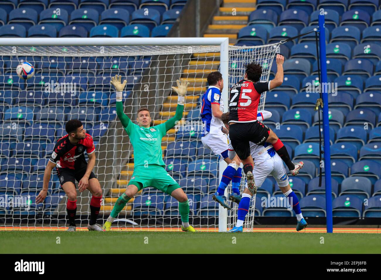 Blackburn, Royaume-Uni. 27 février 2021. LE BUT Matthew James #24 de Coventry City a obtenu 1-1 points à Blackburn, Royaume-Uni, le 2/27/2021. (Photo de Conor Molloy/News Images/Sipa USA) crédit: SIPA USA/Alay Live News Banque D'Images