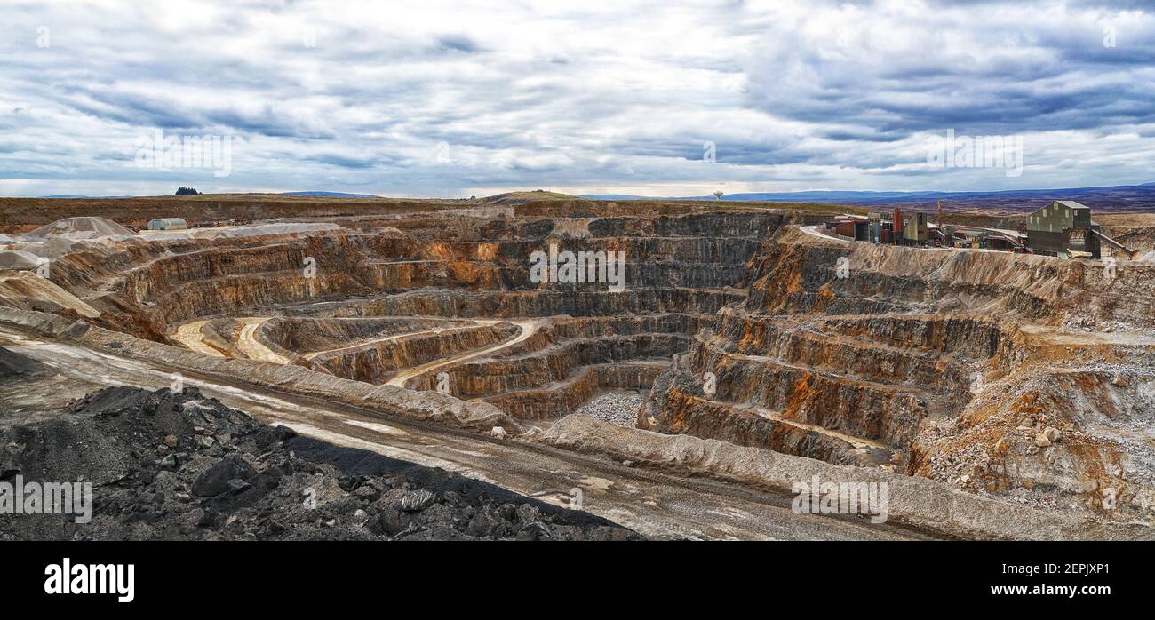 Coldstones Quarry, Greenhow Hill, Pateley Bridge, Hanson Aggregates produit et distribue des agrégats - roche concassée, sable et gravier. Banque D'Images