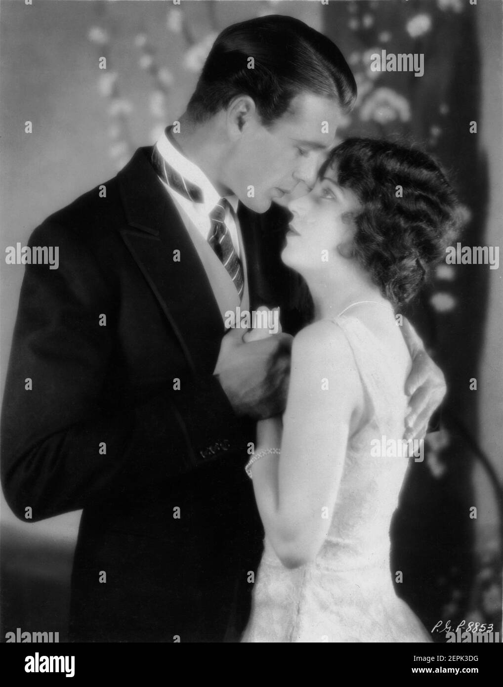 GARY COOPER et FAY WRAY Publicité Portrait pour LE PREMIER DIRECTEUR KISS 1928 ROWLAND V. LEE Paramount Famous Lasky Corporation / Paramount Pictures Banque D'Images