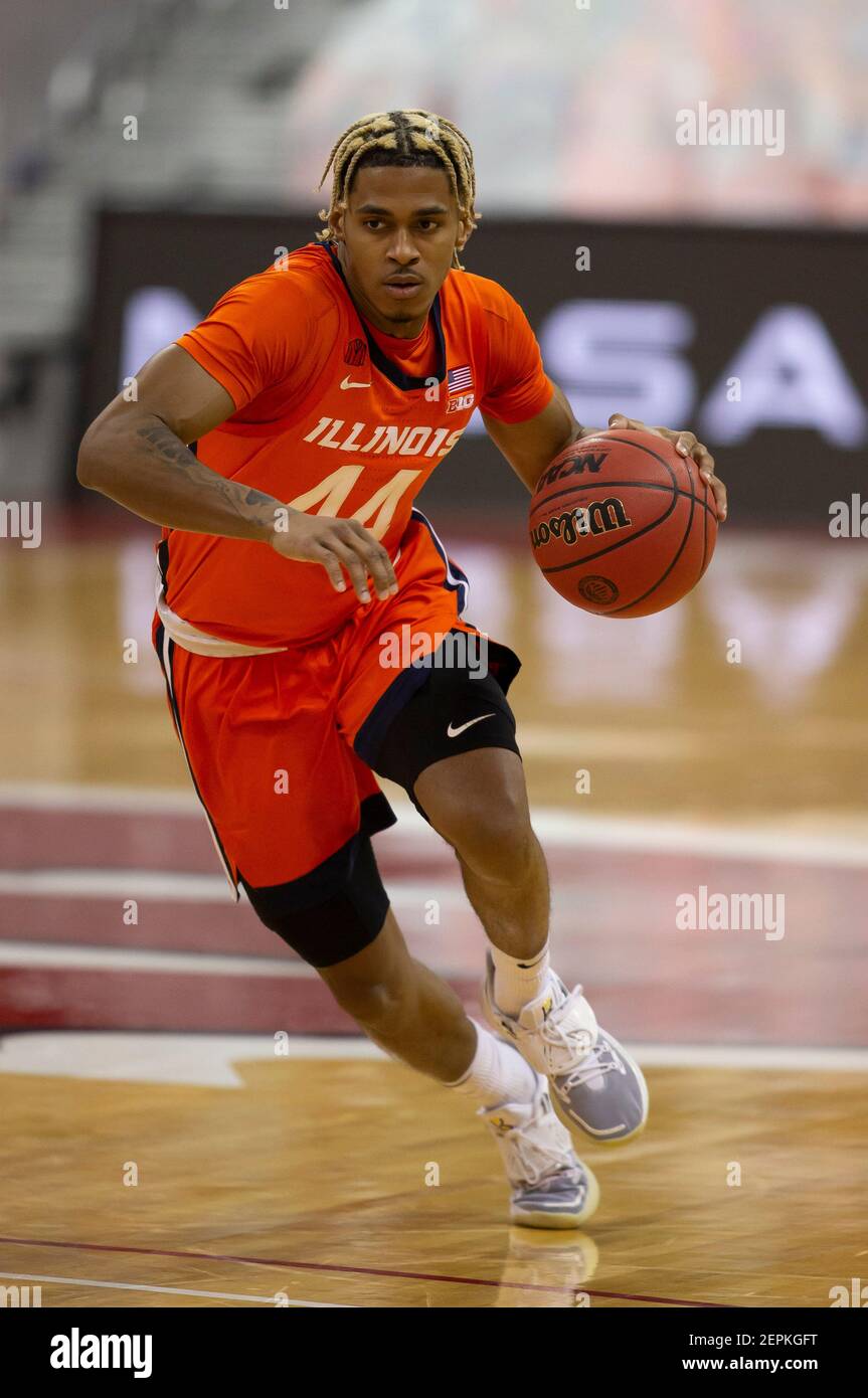 Madison, WI, États-Unis. 27 février 2021. L'Illinois combat Illini garde Adam Miller #44 en action pendant le match de basket-ball NCAA entre l'Illinois Fighting Illini et les Wisconsin Badgers au Kohl Center à Madison, WISCONSIN. John Fisher/CSM/Alamy Live News Banque D'Images