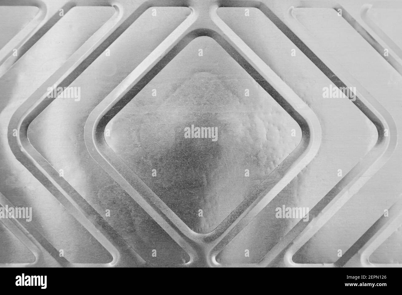 Feuille d'aluminium extrudée. Arrière-plan abstrait texture argent. Banque D'Images