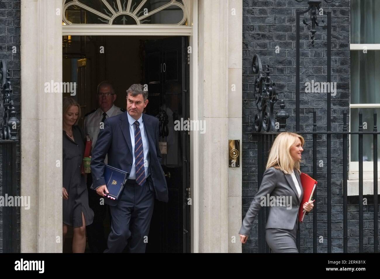 Elizabeth Truss, secrétaire en chef du Trésor, David Gauke, Lord Chancelier et secrétaire d'État à la Justice, et Ester McVey, secrétaire au travail et aux pensionsleaves 10 Downing Street à Londres, Royaume-Uni, le 11 septembre 2018, à la suite d'une réunion du Cabinet. (Photo de Claire Doherty/Sipa USA) Banque D'Images