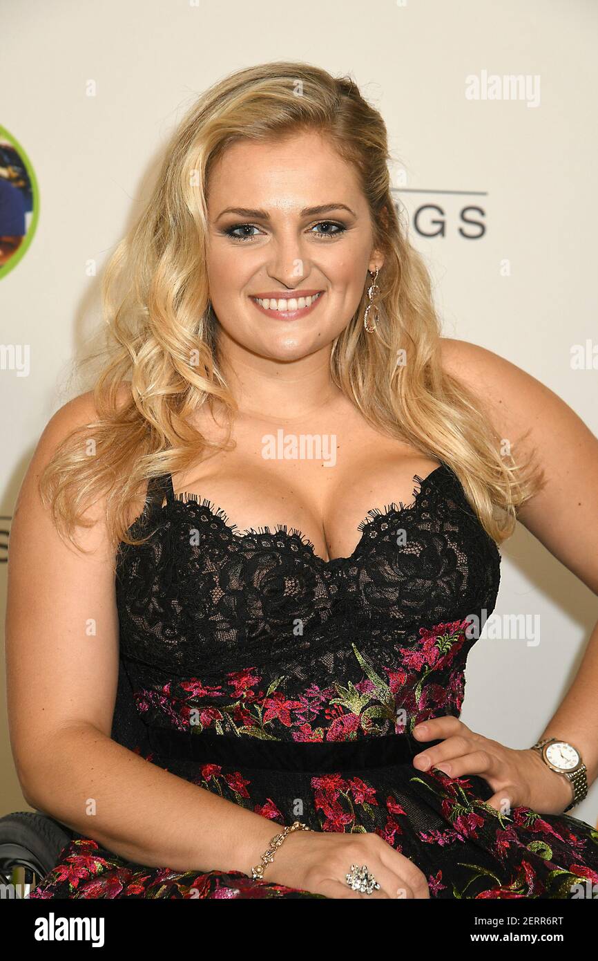 Ali Stroker, de Glee, participe au programme inspiration Benefit de Shane le 1er octobre 2018 au Zankel Hall de Carnegie Hall à New York, New York, États-Unis. JK Simmns fera ses débuts en chant dans Carnegie Hall. L'inspiration de Shane est pour les terrains de jeux pour les enfants handicapés. Robin Platzer/ Twin Images/ SIPA USA Banque D'Images